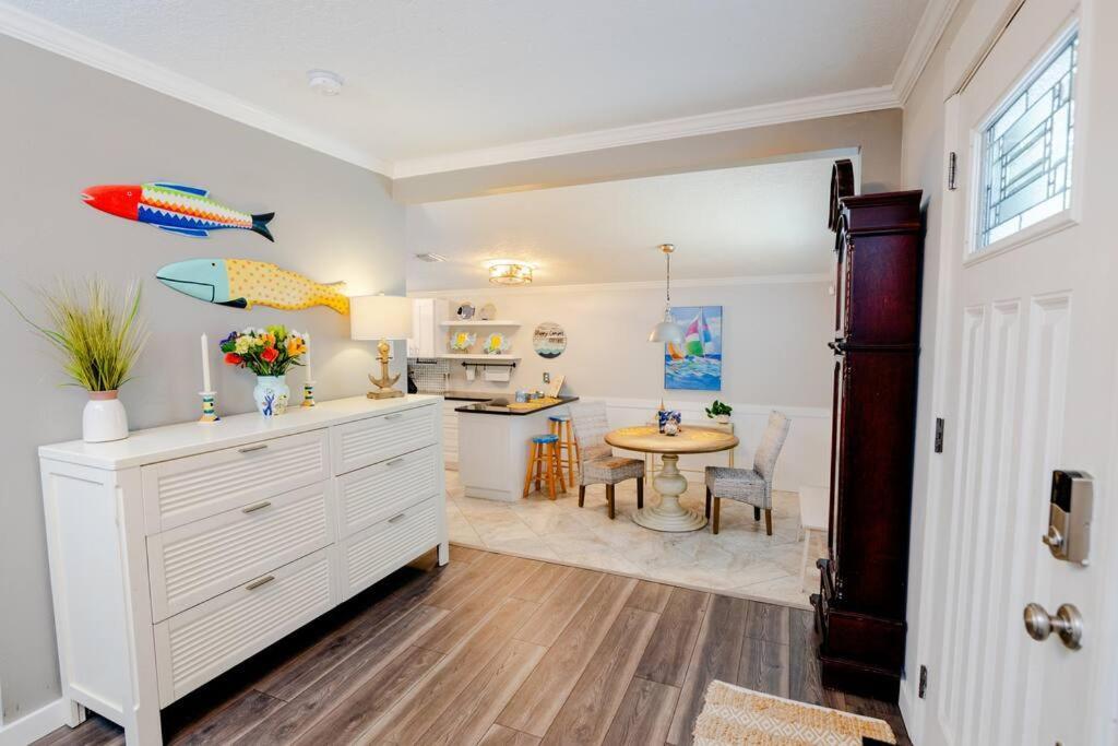 Holiday home Happy Camper - Cozy Oasis With Hot Tub *