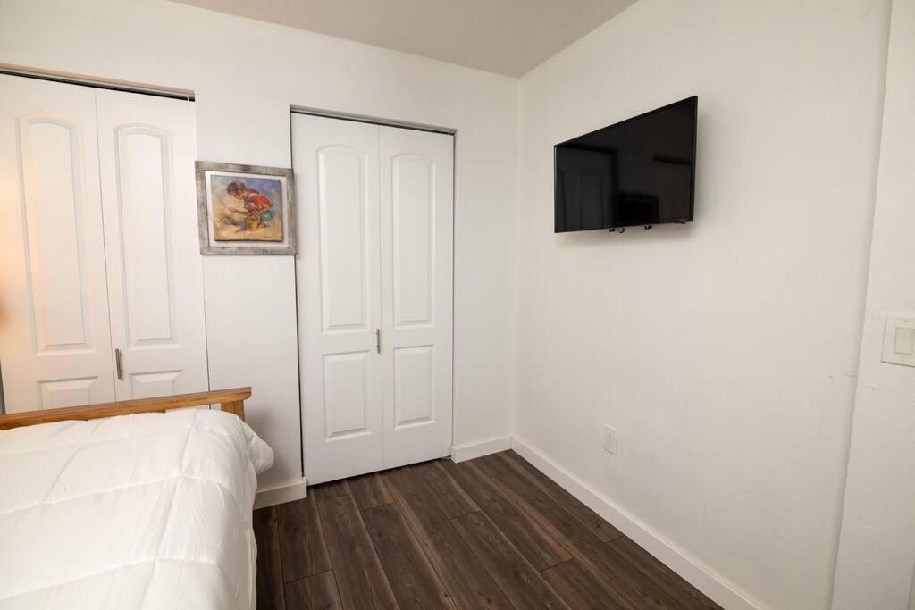 Happy Camper - Cozy Oasis With Hot Tub * Palm Harbor